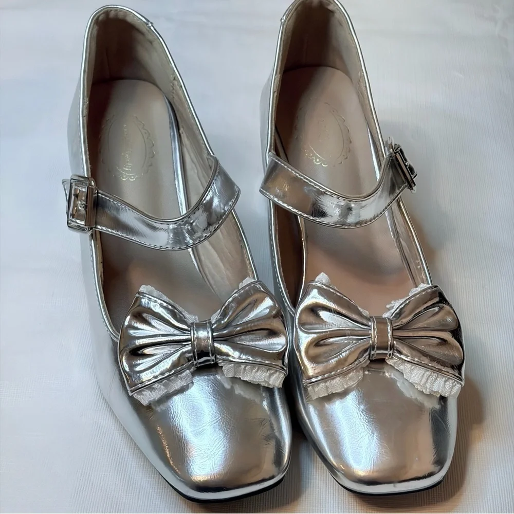 Elegant Silver Bow Heels